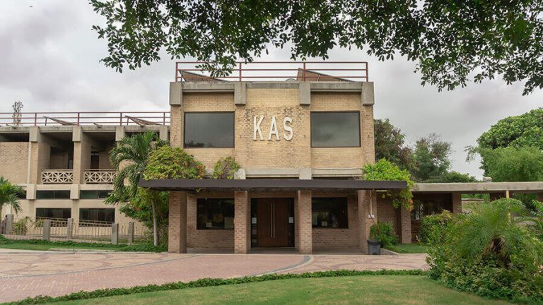 Best Schools In Karachi With Fees 2024 [Updated]